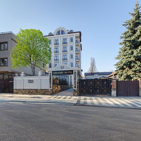 Gregory Boutique Hotel คีชีเนา ภายนอก รูปภาพ Embassy of South Korea in Kiev