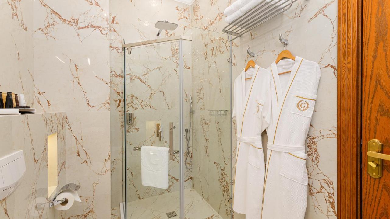 Gregory Boutique Hotel คีชีเนา ภายนอก รูปภาพ Bathroom